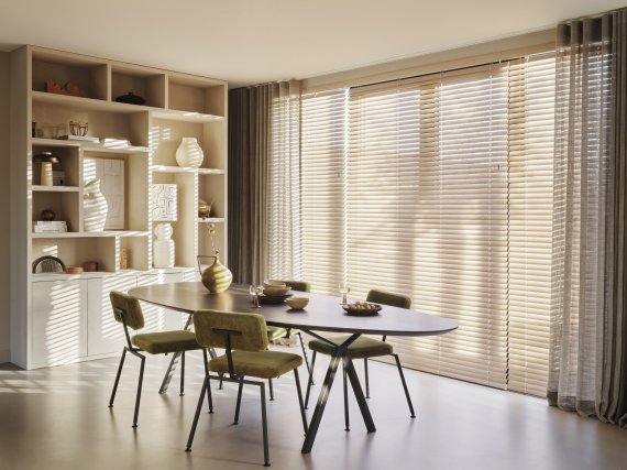 Venetian Blinds_Bamboo_16313_01._570x600
